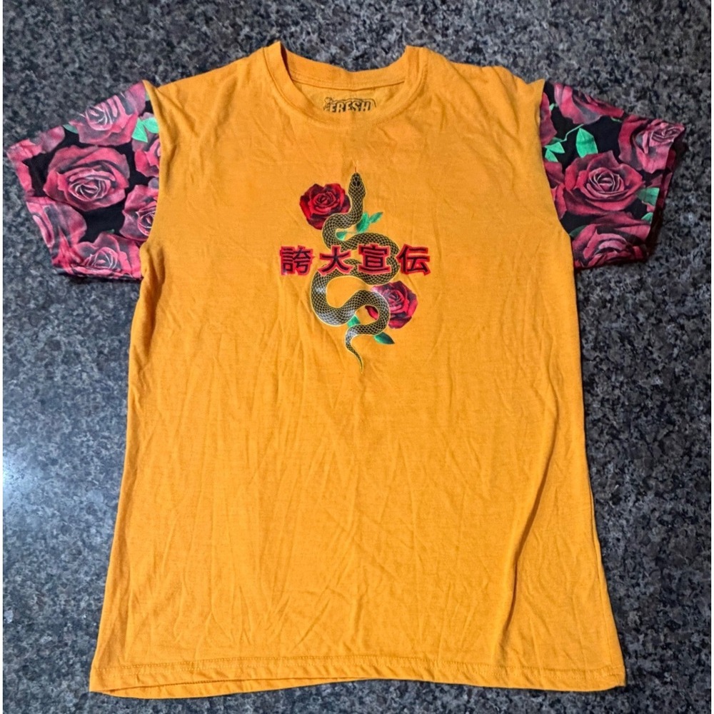Fresh Laundry Mens Mustard Yellow Snake Rose Graphic T-Shirt Floral Sleeves Med